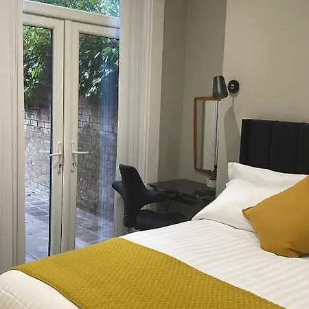 Citygo Apartments Queens Belfast Esterno foto