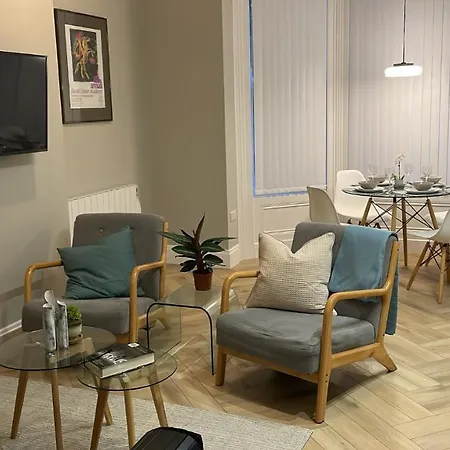 Citygo Apartments Queens Belfast Esterno foto